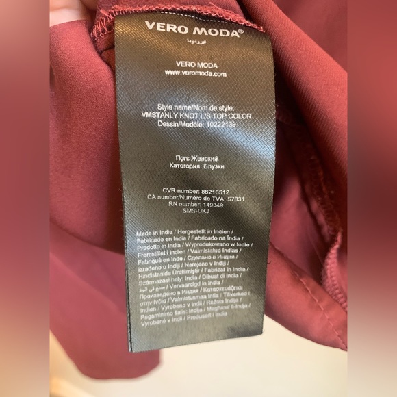 Vero Moda Silky Blouse - Picture 5 of 5
